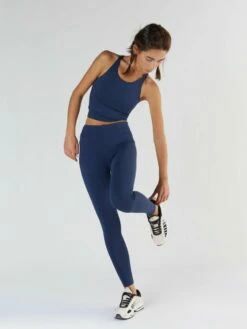 Active Crop Top Aus Bio-Baumwolle & Elastan - Navy -Grundstoff Verkaufsladen 1220 03 oekologisches Top fuer Sport und Freizeit nachhaltig tailliert enganliegend fester Halt 1280x1280