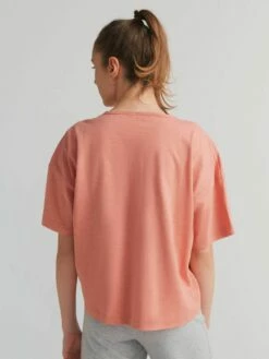 Slub Jersey Shirt Aus Bio-Baumwolle - Lachs -Grundstoff Verkaufsladen 1220 053 5 fair produziertes Damen T Shirt aus reiner Bio Baumwolle Rueckansicht vegan 1280x1280