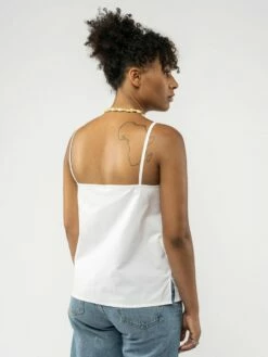 Mela Fairtrade Träger-Top Mohini Aus Bio-Baumwolle - Weiß -Grundstoff Verkaufsladen 151 103 wht mohini 03 hochwertig verarbeitetes Damentop mit zarten Spaghetti Traegern GOTS zertifiziert 1280x1280