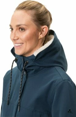 VAUDE Damen Winterparka Manukau Parka II - Dark Sea -Grundstoff Verkaufsladen 4206 179 vaude damen winterjacke kapuze weiches fellimitat model detail 1280x1280