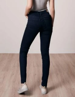 Light Jeans Aus Bio-Baumwolle - Dark Denim -Grundstoff Verkaufsladen 887fn Jeanshose Damen zertifizierte Bio Baumwolle mid waist slim fit super elastisch vegan 1280x1280