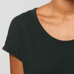 Slub T-Shirt Aus Bio-Baumwolle - Black -Grundstoff Verkaufsladen GSTTW112 002 Damenshirt Detail einteiliger Aermel bio umweltfreundlich 1280x1280