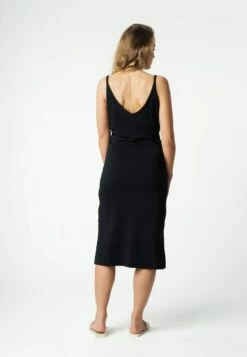 Mela Fairtrade Trägerkleid Sadhana Aus Bio-Baumwolle - Schwarz -Grundstoff Verkaufsladen Melawear Sommerkleid GOTS Baumwolle Sadhana bla 1280x1280