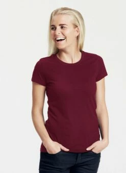 Neutral Fitted T-Shirt Aus Fairtrade Bio-Baumwolle - Bordeaux 9 Neutral Fitted T-Shirt Aus Fairtrade Bio-Baumwolle - Bordeaux -Grundstoff Verkaufsladen O81001 Fairtrade Shirt Damen fitted weinrot Neutral 1280x1280