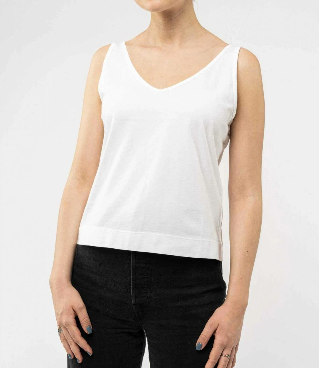 Mela Fairtrade V-Neck Top Pina Aus Bio-Baumwolle - Weiß 3 Mela Fairtrade V-Neck Top Pina Aus Bio-Baumwolle - Weiß