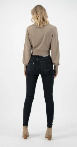 Skinny Fit Jeans Sky Rise - Stone Black -Grundstoff Verkaufsladen Sky Rise stone black Schwarze Damen Jeans ECOCERT Biobaumwolle nachhaltig fair trade onine 1280x1280