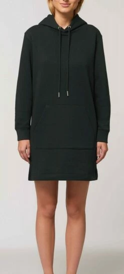 Sweatshirt-Kleid Mit Kapuze Aus Bio-Baumwolle - Black 10 Sweatshirt-Kleid Mit Kapuze Aus Bio-Baumwolle - Black -Grundstoff Verkaufsladen W143 002 Damen Sweatshirt Kleid mit Kapuze nachhaltige Kleidung fm front 1280x1280