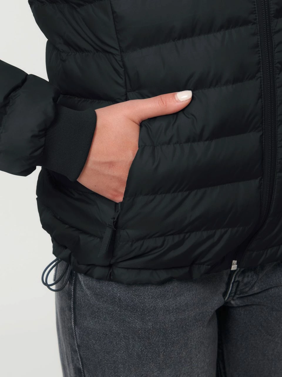 Steppjacke Aus Recyceltem Polyester - Black 9 Steppjacke Aus Recyceltem Polyester - Black – Bild 7
