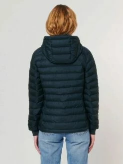 Steppjacke Aus Recyceltem Polyester - French Navy -Grundstoff Verkaufsladen W839 727 4 gerade geschnittene Steppjacke fuer Frauen fair produziert hochwertig verarbeitet 1280x1280