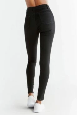 Skinny Fit Jeans Aus Bio-Baumwolle & Modal - Coal Black -Grundstoff Verkaufsladen WD1015 104 5 pocket skinny jeans bio schadstoffarme produktion back 1280x1280