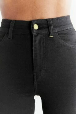 Skinny Fit Jeans Aus Bio-Baumwolle & Modal - Coal Black -Grundstoff Verkaufsladen WD1015 104 basic jeans ohne nieten bio qualitaet bio baumwolle modal fasern detail 1280x1280