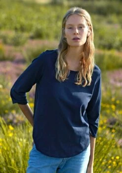 Neutral 3/4 Sleeve T-Shirt Aus Fairtrade Bio-Baumwolle - Navy -Grundstoff Verkaufsladen dunkelblaues longsleeve dreiviertelarm biobaumwolle faire produktion 1280x1280