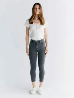 Skinny Fit Cropped Jeans Aus Bio-Baumwolle & Modal - Iron Gray 13 Skinny Fit Cropped Jeans Aus Bio-Baumwolle & Modal - Iron Gray -Grundstoff Verkaufsladen evermind skinny damen jeans vegan WS1015 163 1280x1280