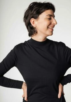 Mela Fairtrade Jerseykleid Janani Aus Bio-Baumwolle - Schwarz 14 Mela Fairtrade Jerseykleid Janani Aus Bio-Baumwolle - Schwarz -Grundstoff Verkaufsladen fair fashion mela kleid gots zertifiziert 152 500 Janani bla 1280x1280