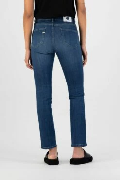 Straight Fit Jeans Faye - Stone Indigo -Grundstoff Verkaufsladen fair trade Jeanshose Damen faye stone indigo 1280x1280