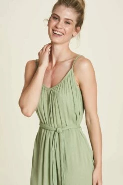 Kurzes EcoVero™ Kleid - Topaz Green -Grundstoff Verkaufsladen frauen kleid sommer luftig leicht ecovero tranquillo nachhaltig S24E26 topazgreen 1280x1280