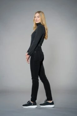 Sve:nja Corduroy - Cordhose Aus Bio-Baumwolle - Black 11 Sve:nja Corduroy - Cordhose Aus Bio-Baumwolle - Black -Grundstoff Verkaufsladen kordhose schwarz gots feuervogl Svenja cord 099 1280x1280