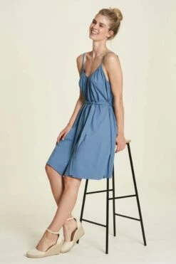 Kurzes Jersey-Kleid - Steel 10 Kurzes Jersey-Kleid - Steel -Grundstoff Verkaufsladen kurzes kleid sommer blau tranquillo fair bio S24E07 steel 1280x1280