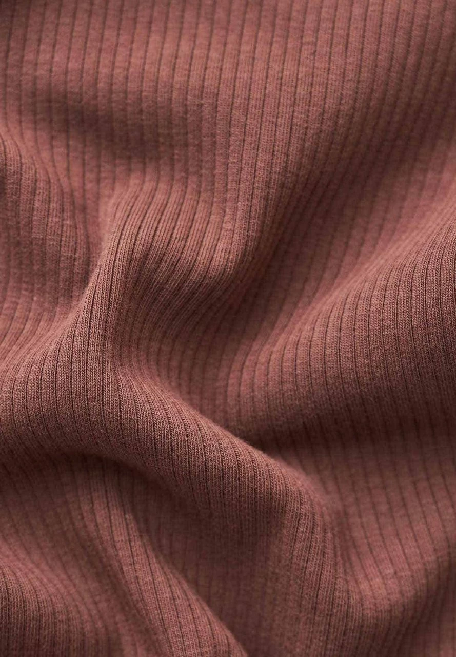 Longsleeve Mit Rollkragen Aus Bio-Baumwolle - Dark Brown 9 Longsleeve Mit Rollkragen Aus Bio-Baumwolle - Dark Brown – Bild 7