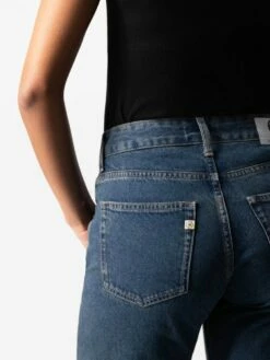 Loose Fit Jeans Jamie - Faded Stone -Grundstoff Verkaufsladen rueckansicht frauen jeans recycled denim LooseJamie fadedstone 1280x1280