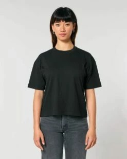 Boxy T-Shirt Aus Bio-Baumwolle - Black -Grundstoff Verkaufsladen schwarzes basic frauen t shirt boxy style umweltfreundlich hergestellt W175 002 1280x1280