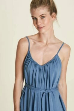 Kurzes Jersey-Kleid - Steel 13 Kurzes Jersey-Kleid - Steel -Grundstoff Verkaufsladen spaghettitraeger kleid tranqzillo nachhaltig gots zertifiziert S24E07 steel 1280x1280