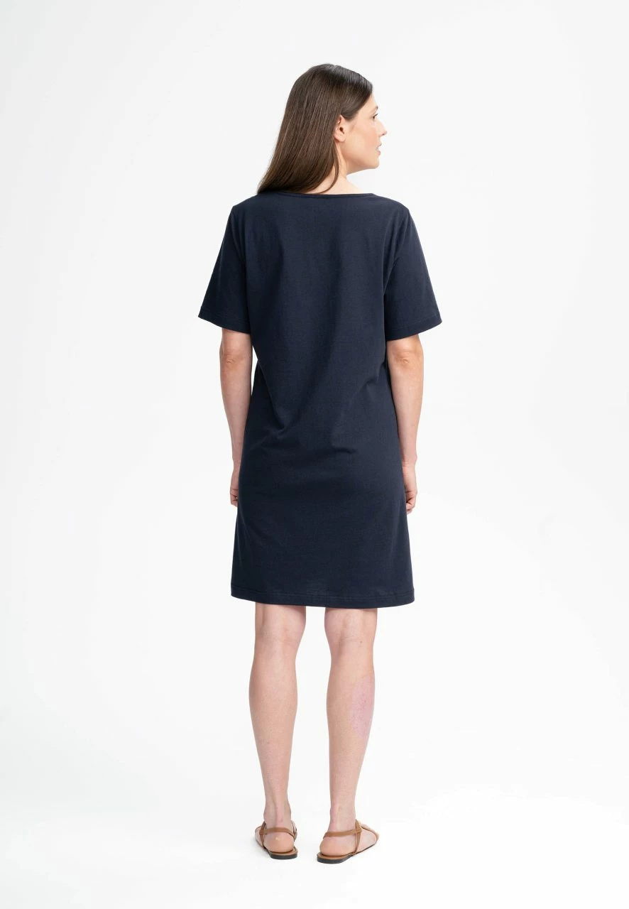 Mela Fairtrade V-Neck Kleid Janitra - Navy 6 Mela Fairtrade V-Neck Kleid Janitra - Navy – Bild 4