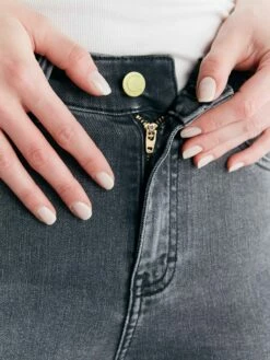 Skinny Fit Cropped Jeans Aus Bio-Baumwolle & Modal - Iron Gray 17 Skinny Fit Cropped Jeans Aus Bio-Baumwolle & Modal - Iron Gray -Grundstoff Verkaufsladen vegane damen jeans ykk natulon reissverschluss WS1015 163 1280x1280