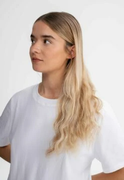 Mela Schweres Fairtrade T-Shirt Kashvi Aus Bio-Baumwolle - Weiß -Grundstoff Verkaufsladen veganes damen shirt weiss gots global organic textile standard zertifiziert kashvi wht 1280x1280