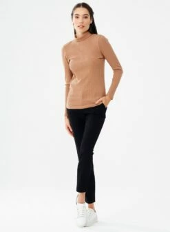 Longsleeve Mit Rollkragen Aus Bio-Baumwolle - Light Brown -Grundstoff Verkaufsladen w casual 012 lbrown nachhaltig und fair produziert der Damen Longsleeve aus Bio Baumwolle mit Elastan hochwertig verarbeitet vegan 1280x1280